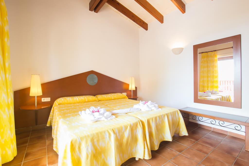 Apartamento Club Pueblo Menorquin Ciutadella  Exterior foto